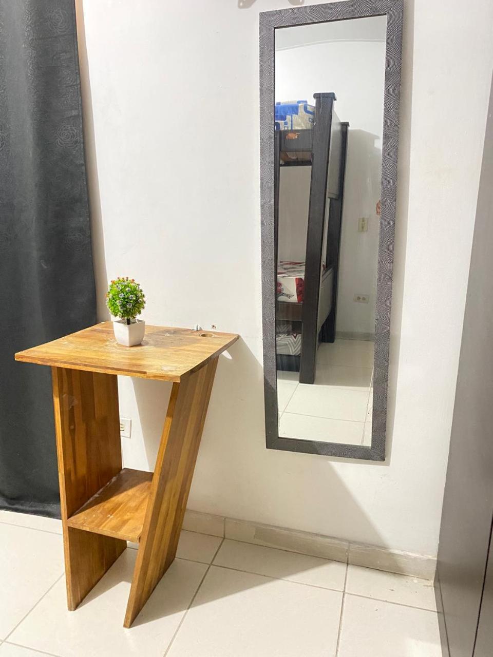 E2 Comodo Y Amplio Apartamento En Laureles Estadio 120 Mts2 Медельин Экстерьер фото